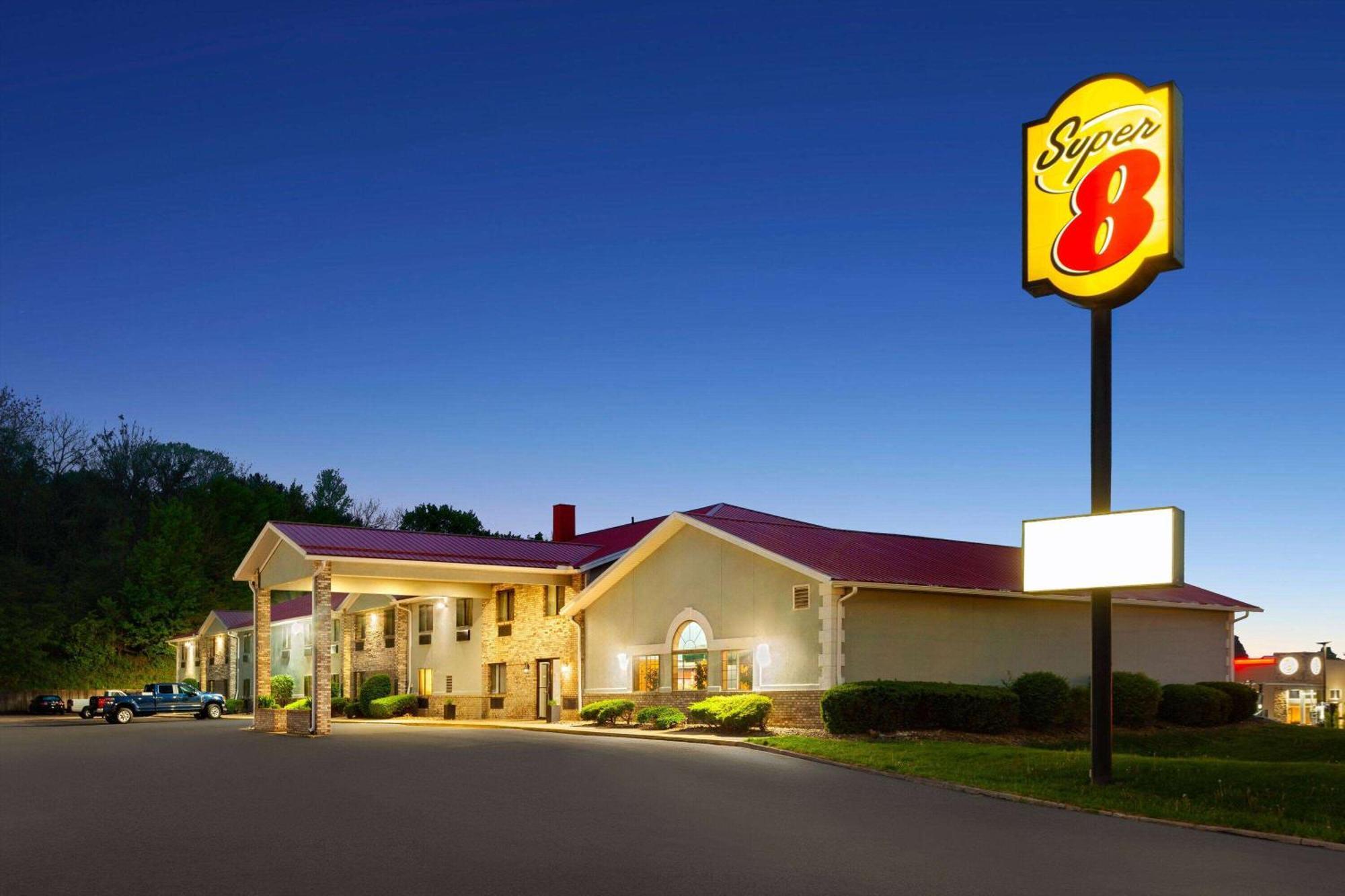 Super 8 By Wyndham Mt. Vernon Mount Vernon Exteriör bild